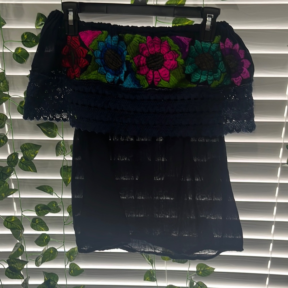 A cute Mexican-Style women’s blouse